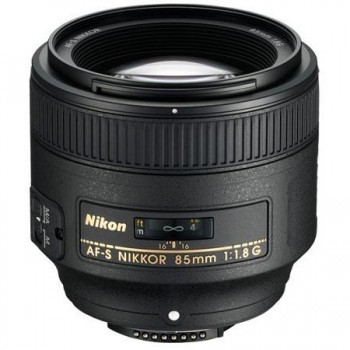 NIKKOR AF-S 85MM F/1.8 G Nikon  Nikon F